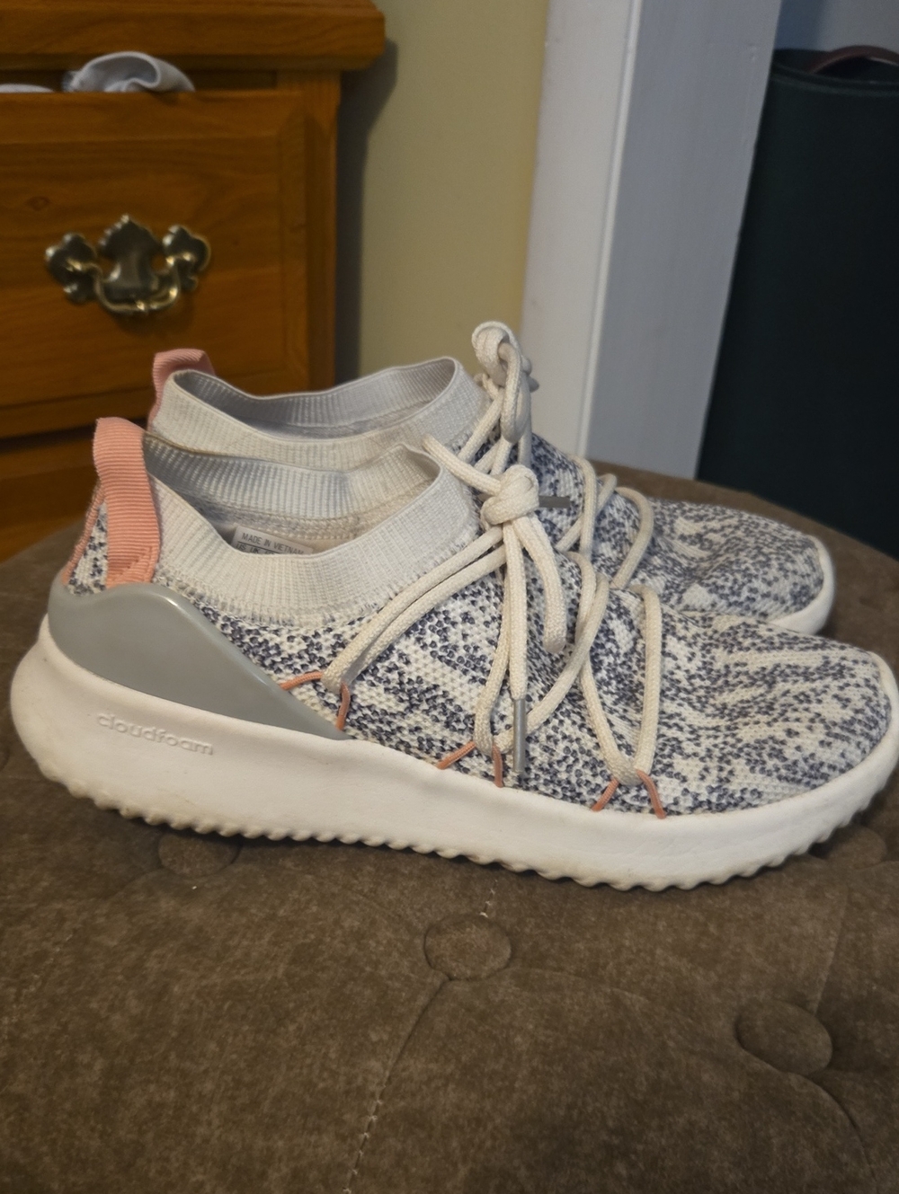 Adidas Cloudfoam Knit Sneakers in Light Gray and Pink